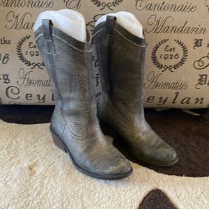 Jessica Simpson Gray Heeled Boots